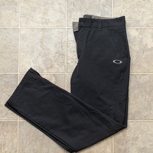 Oakley Take 2.5 Size 34 x 32 Men's Golf Pants